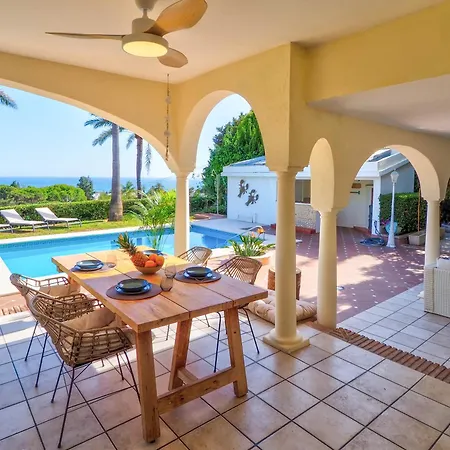Palm, Amazing Views Villa *